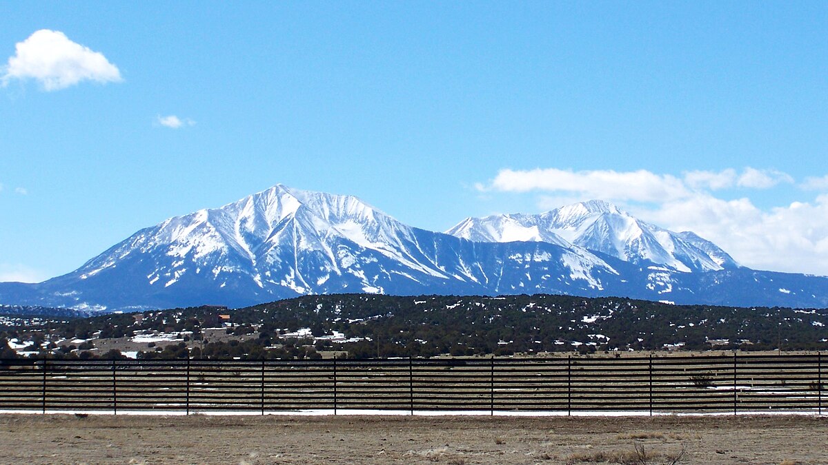 Twin Peaks (Chaffee County, Colorado) - Wikipedia