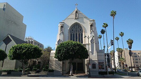 A view across Wilshire Boulevard