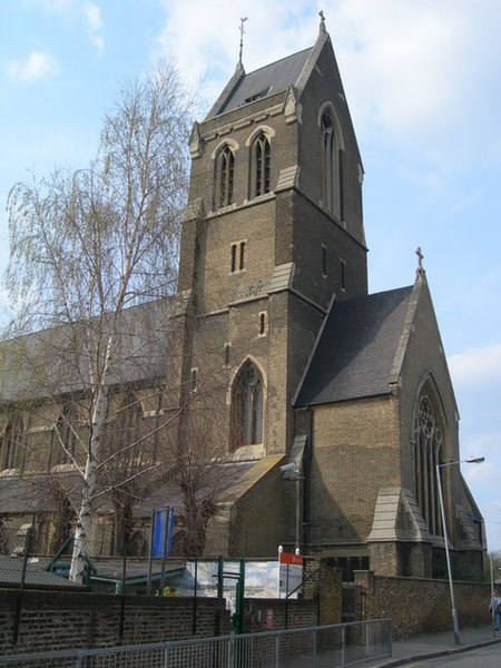 File:St Matthias Church, Wordsworth Road, N16 - geograph.org.uk - 397192.jpg
