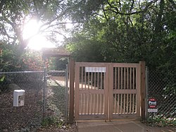 Storrier-Stearns Japanese Garden entrance.JPG