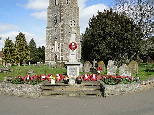 Stradbroke War Memorial - geograph.org.uk - 4395344