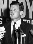 Ted Kennedy Cropped 1962 (1).jpg