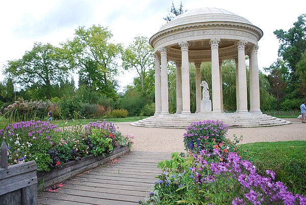 Temple of love. Малый Трианон храм любви. Ротонда храм любви Версаль. Ришар Мик. Храм любви в парке малого Трианона. Павильон «храм любви» («Анны Павловны»).