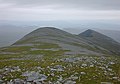 Blick vom Hauptgipfel des An Coileachan nach Südosten zum Vorgipfel An Eigin