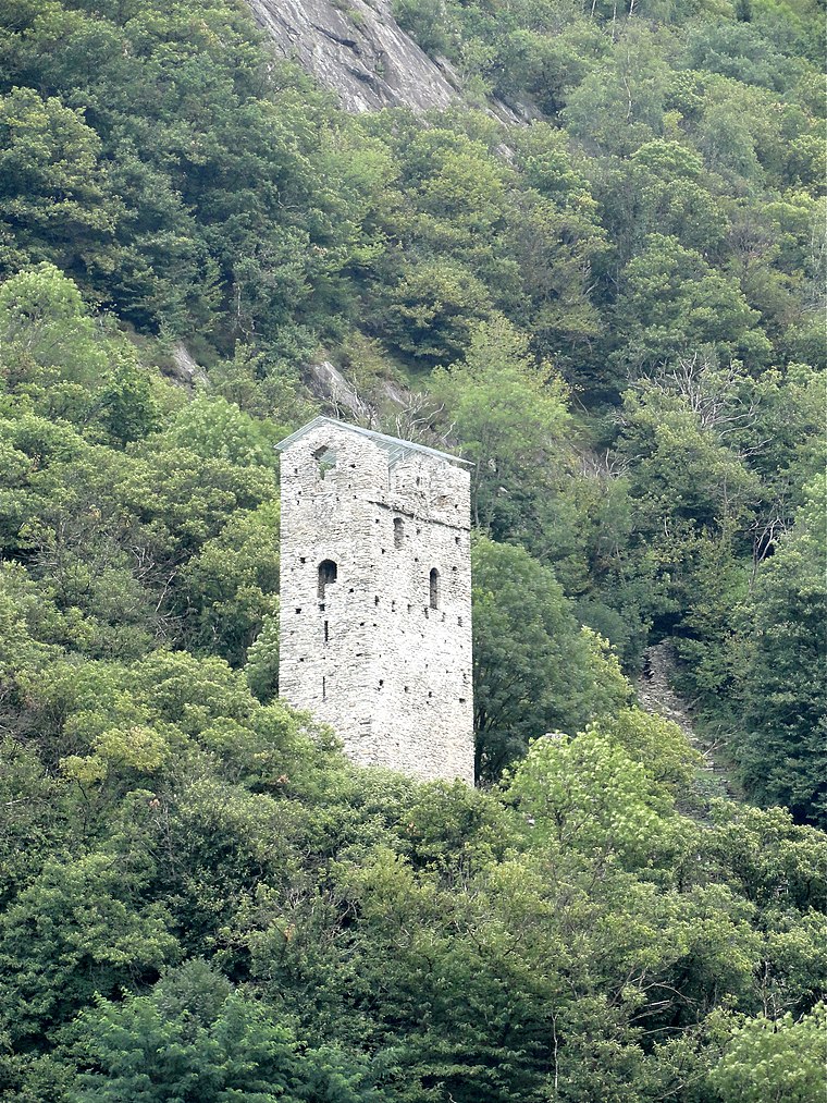 Pala Castle