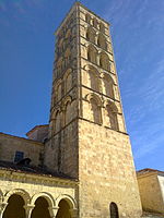 Tower and atrium of San Esteban (Segovia).