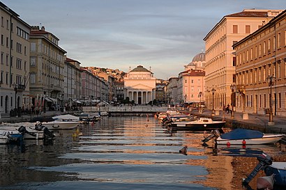 Come arrivare a Canale Grande di Trieste con i mezzi pubblici - Informazioni sul luogo