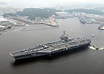 横須賀海軍施設のサムネイル