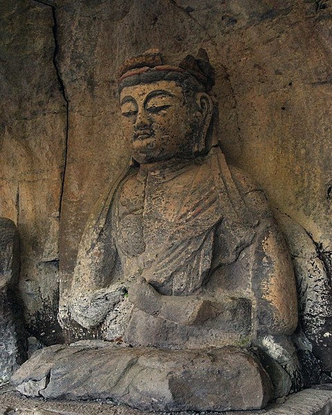 File:Usuki Stone Buddhas.jpg