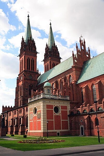 File:Włoclawek - katedra.jpg