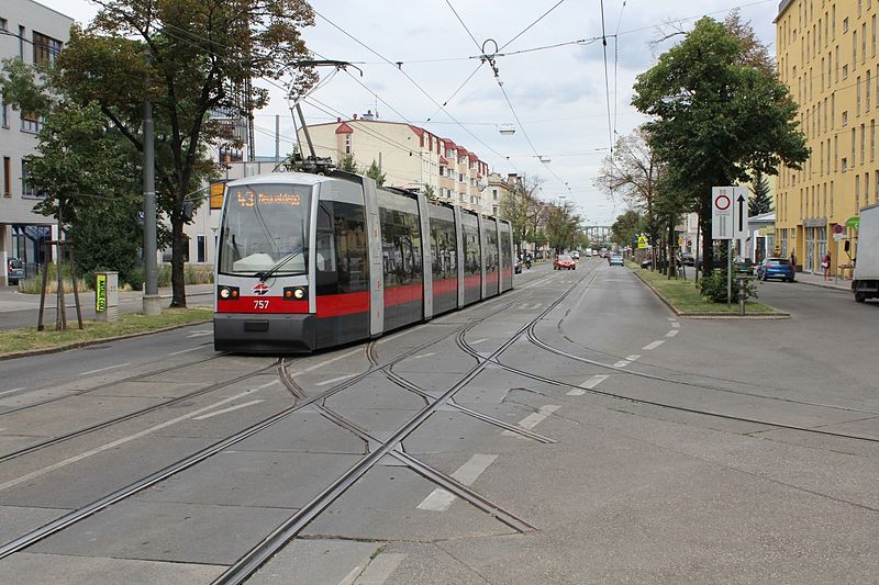 File:Wien-wiener-linien-sl-43-815113.jpg