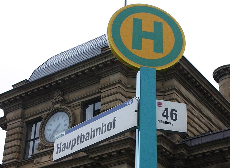 File:Wikimania05-bus46sign.jpg