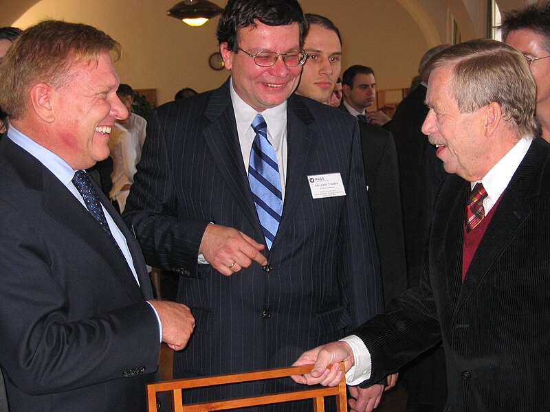 File:William Flynn Martin and Vaclav Havel (2004).jpg