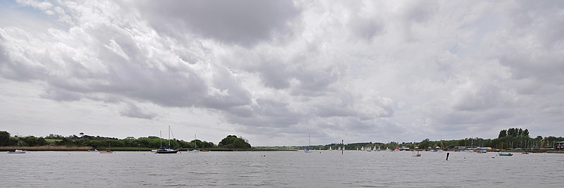 File:Woodbridge Suffolk (3518525291).jpg