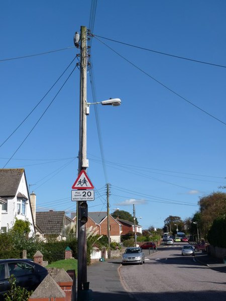 File:Wooden owl on telegraph pole in Chaddiford Lane - geograph.org.uk - 1532560.jpg