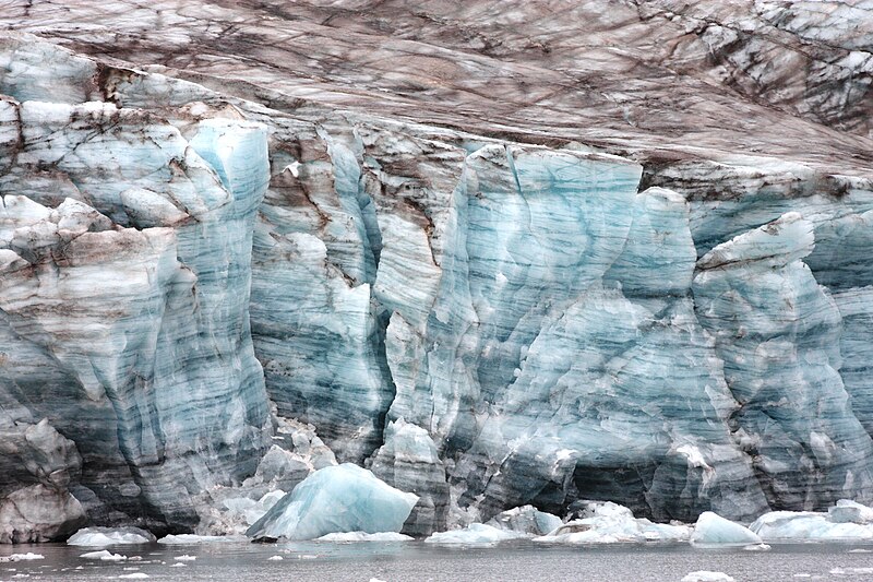 File:Ymerbukta Esmarkbreen IMG 1003.jpg