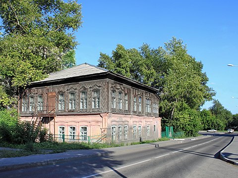 Дома новокузнецк. Дом купца Фонарева Новокузнецк. Купец Фонарев Новокузнецк. Музей заповедник дом купца Фонарева. Водопадная 19 дом купца Фонарева ул.