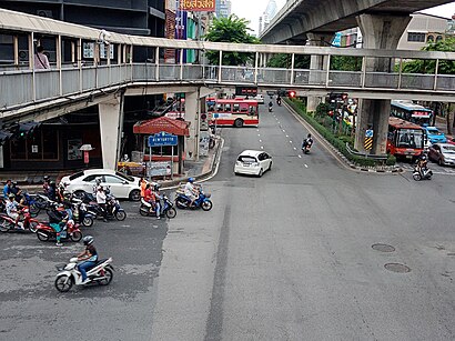 วิธีการเดินทางไปที่ แยกสะพานควาย โดยระบบขนส่งสาธารณะ – เกี่ยวกับสถานที่