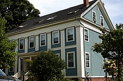 106-108 Inman St Kembrij MA.jpg