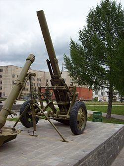 160mm Mortar M1943 002.jpg