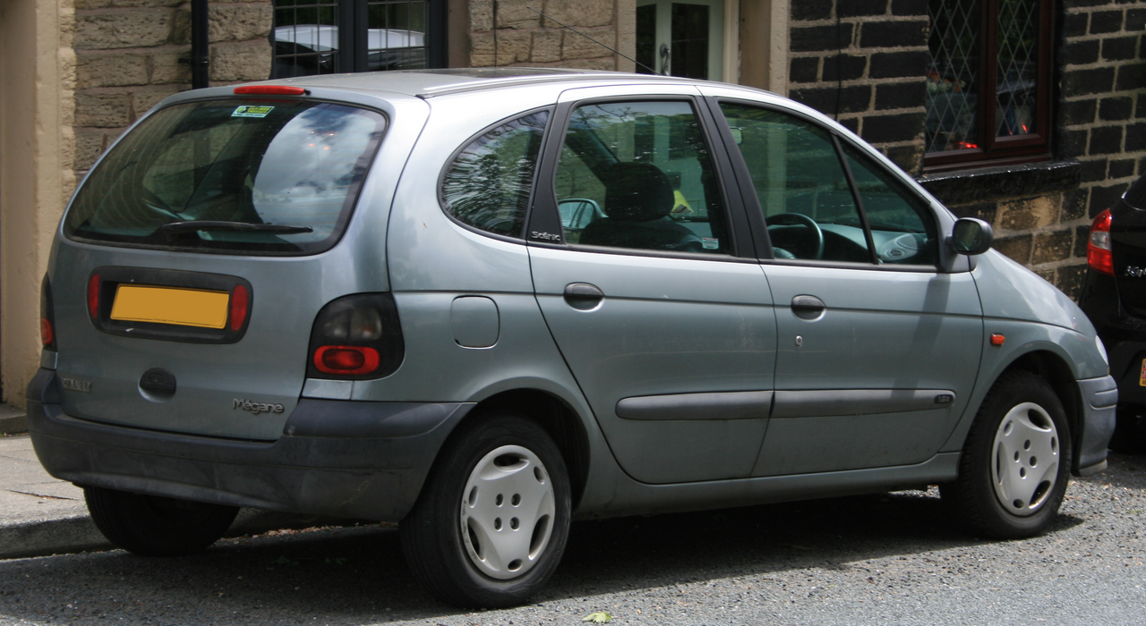 Файл:1998 Renault Mégane Scénic 1.6E Auto - Rear - 22-05-2020.png —  Википедия