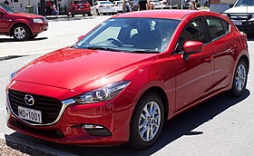 2017 Mazda3 (BN) Neo hatchback (2017-11-18) 01.jpg