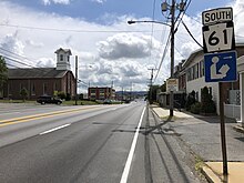 PA 61 southbound in Leesport 2022-08-22 11 41 13 View south along Pennsylvania State Route 61 (Centre Avenue) at Shackamaxon Street in Leesport, Berks County, Pennsylvania.jpg