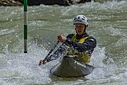 Deutsch: Simon Schwanholt (Kanu Falke Magdeburg) beim Wildwasser Kanuslalom Lofer (Rennen 2016). English: Simon Schwanholt (Kanu Falke Magdeburg) during whitewater slalom Lofer / Austria (race 2016).