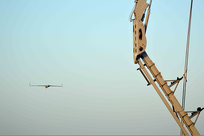 File:A ScanEagle unmanned aircraft system is retrieved on the amphibious transport dock ship USS San Antonio (LPD 17) during International Mine Countermeasures Exercise (IMCMEX) 13 in Bahrain May 16, 2013 130516-N-GZ984-006.jpg