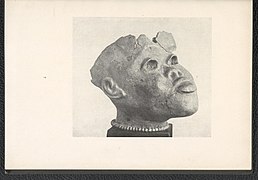 Afrikanische Plastik 1922 (125634333).jpg