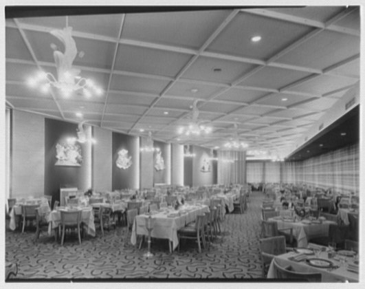 File:Algiers Hotel, 26th St. and Collins Ave., Miami Beach, Florida. LOC gsc.5a21796.tif