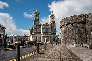 <span class="mw-page-title-main">Athlone</span> Town in counties Roscommon and Westmeath, Ireland
