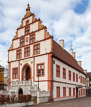 Bad Salzuflen: Geografie, Geschichte, Politik