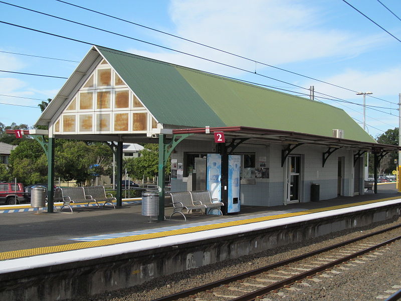 File:Bald Hills station 2.jpg