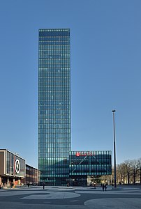 Bâle - Messeturm1.jpg