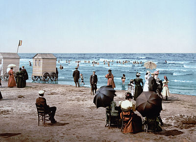 La strando ĉe Blankenberge ĉirkaŭ 1895