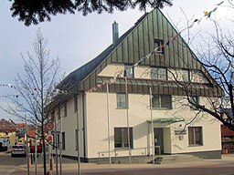 Bischweier, Rathaus