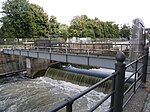 Bridge over weir Kupfergraben 2011 Ama fec.JPG