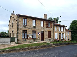 Balai kota di Briquenay