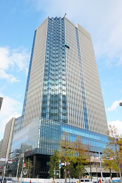 File:COMORE Yotsuya 20191201a.jpg