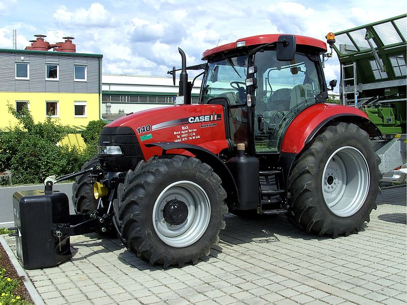 File:Case IH MAXXUM 140 tractor.jpg