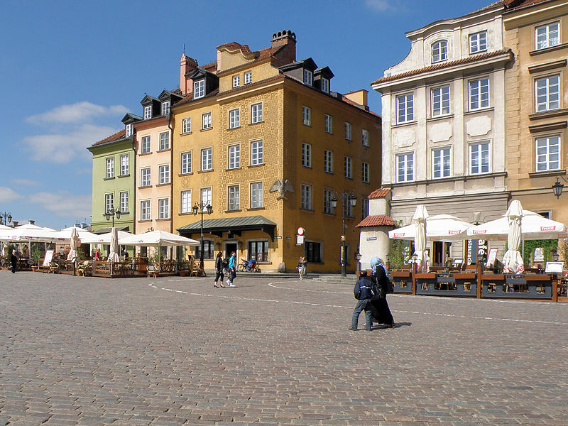 File:Castle Square in Warsaw - Plac Zamkowy w Warszawie 2012 (1).JPG