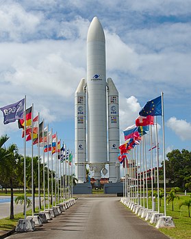 Centro Espacial da Guiana (46886212831) .jpg