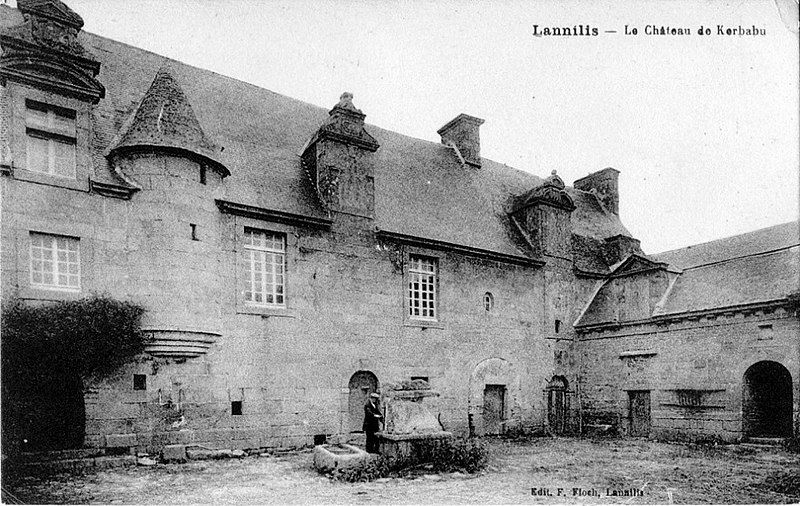 File:Château Kerbabu.jpg