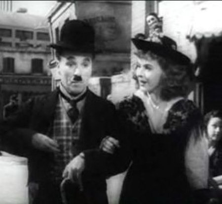 Tập_tin:Charlie_Chaplin_and_Paulette_Goddard_in_The_Great_Dictator_trailer.JPG