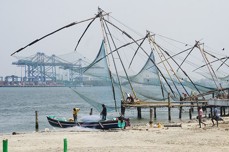 File:Chinese nets in Fort Kochi, India, 2 March 2019-1.jpg