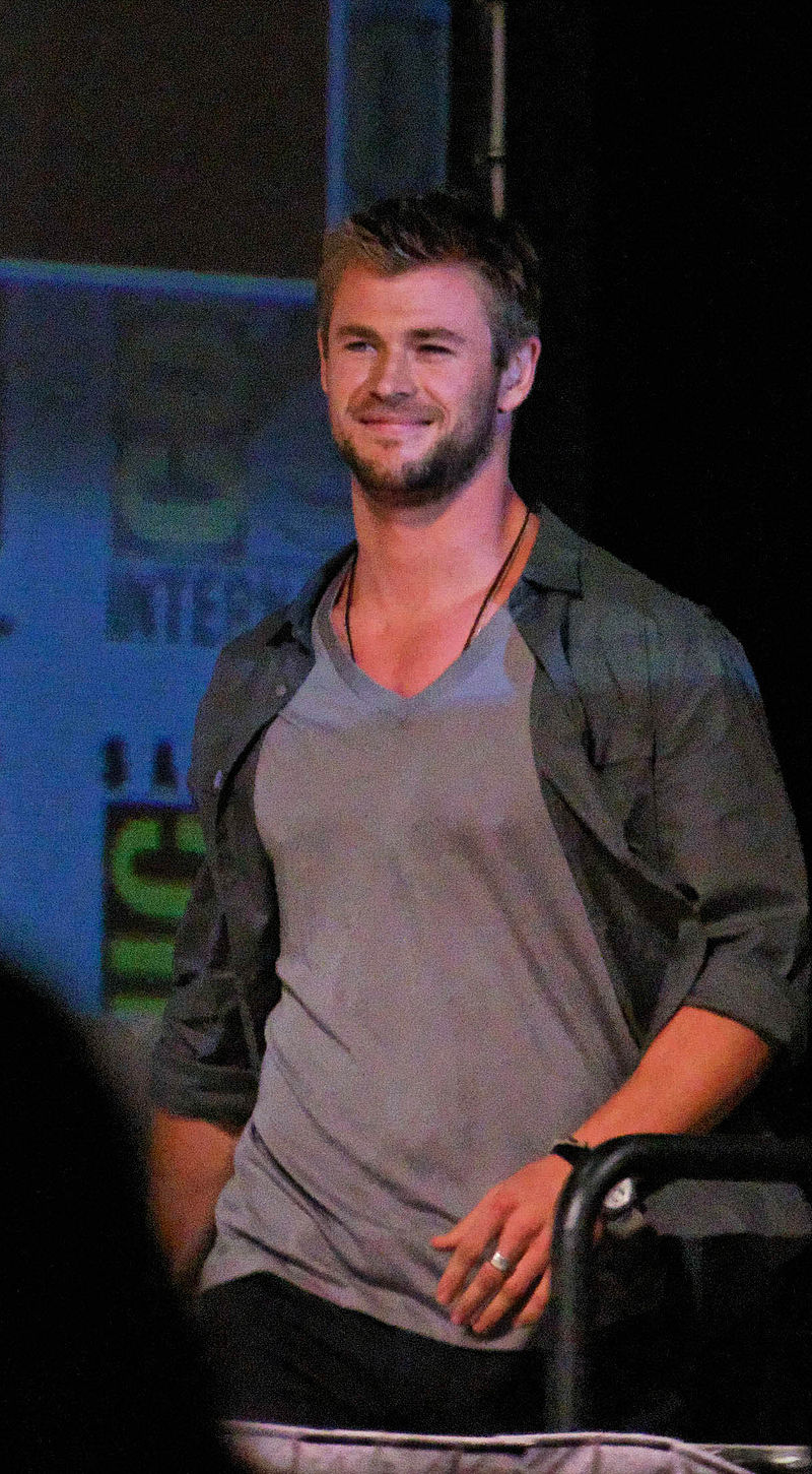 Chris Hemsworth - Wikipedia