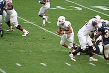 Colt McCoy runs a keeper Colt McCoy on a quarterback keeper vs Rice - 2006-09-16.jpg