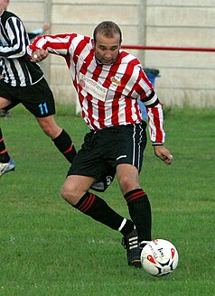 Former skipper Lee Connell in action for Heys in 2006 Connell heys.jpg