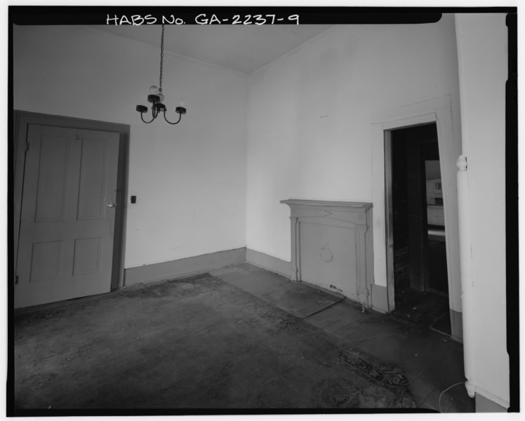 File:DETAIL VIEW OF FIREPLACE FROM LIVING ROOM - Drane's Rental House A, 413 North Jackson Street, Sumter, Sumter County, GA HABS GA,131-AMER,1-9.tif